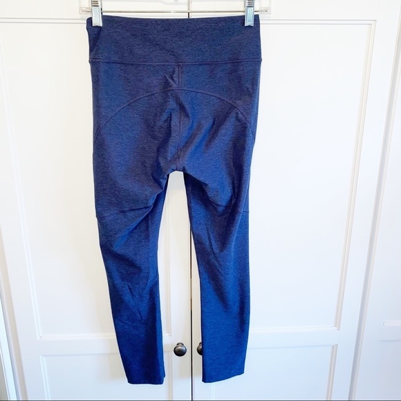 Outdoor Voices | Warm Up 7/8 Blue Leggings Small - Picture 8 of 16